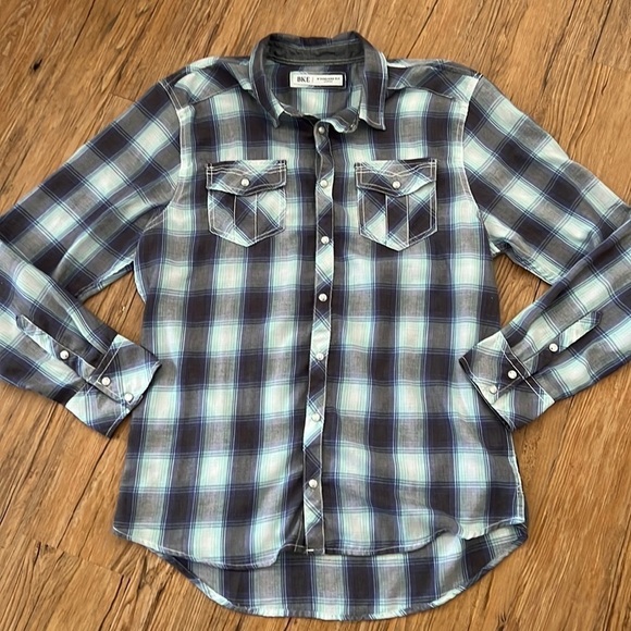 BKE Collared Button down shirt - Picture 1 of 4